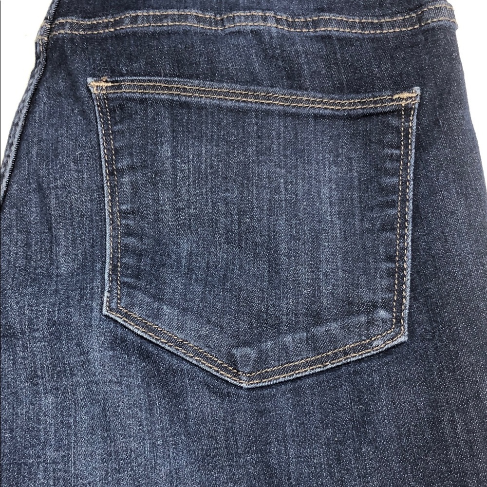 Universal Thread Women's High Rise Blue Jeans - Picture 11 of 11